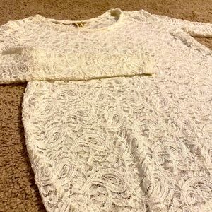 BKE Lace Stretch Top - Perfect for Layering!